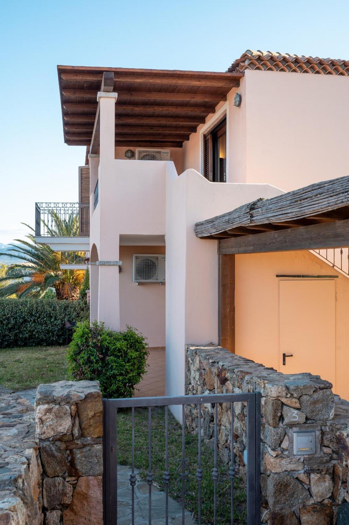 Residenze Bellosguardo Olbia Esterno foto