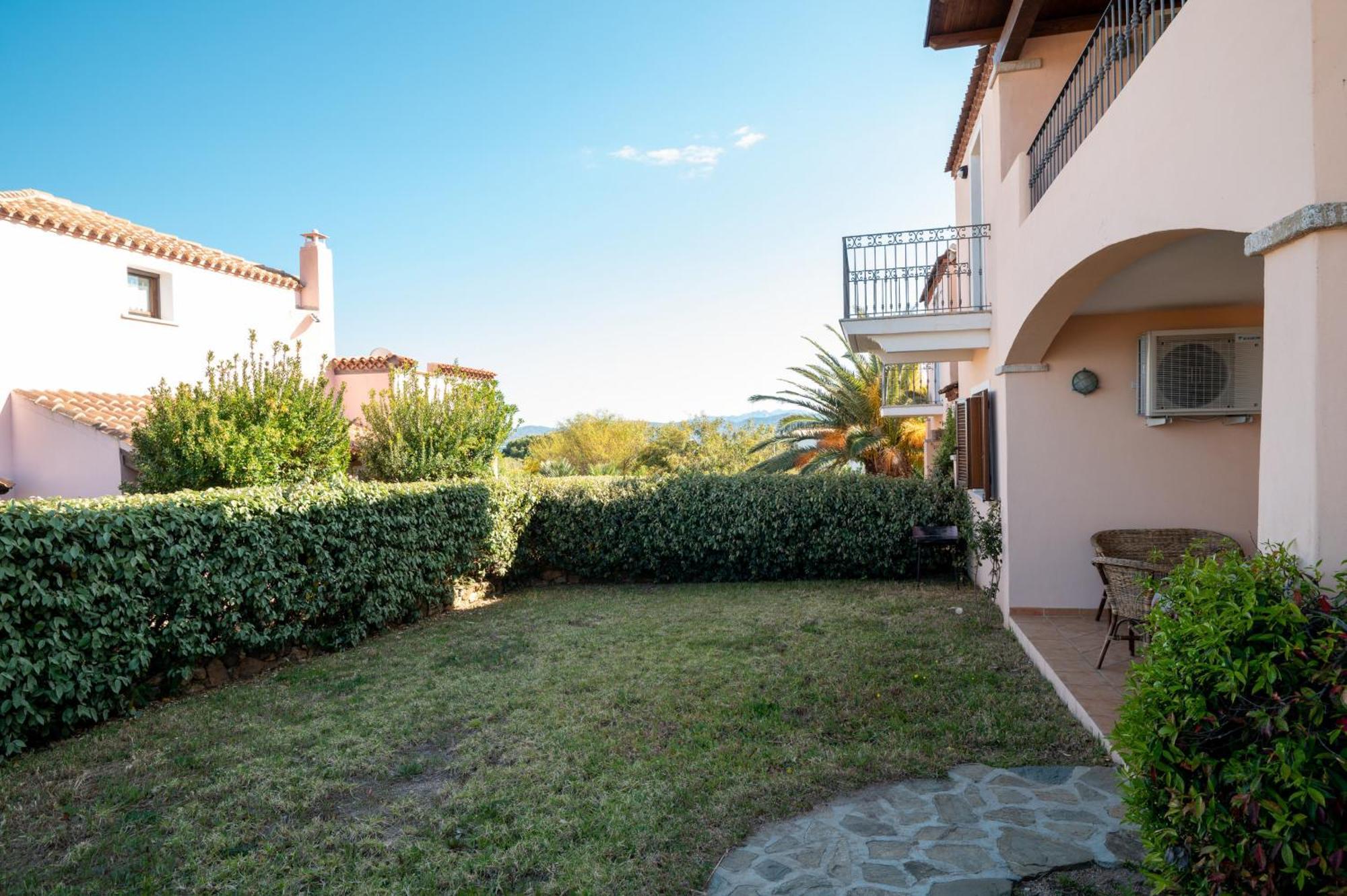 Residenze Bellosguardo Olbia Esterno foto
